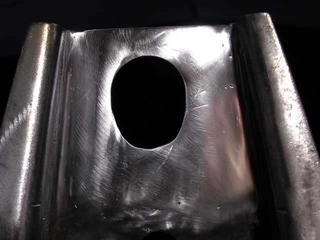 Below the grille mount with all sides welded