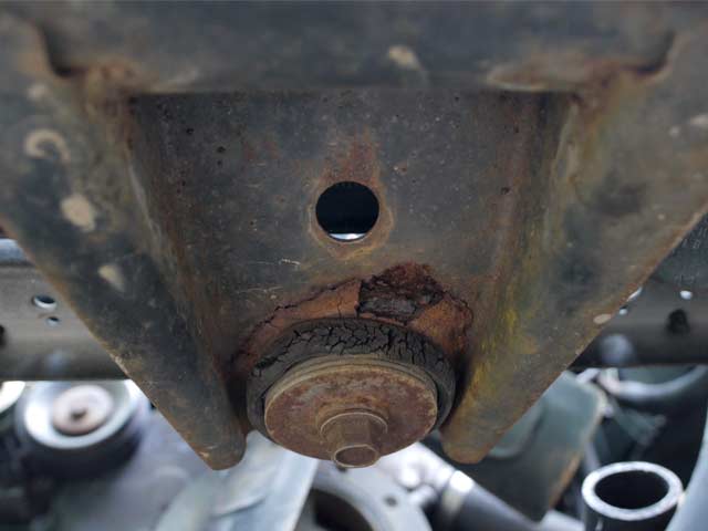 Rotten grille mount bracket